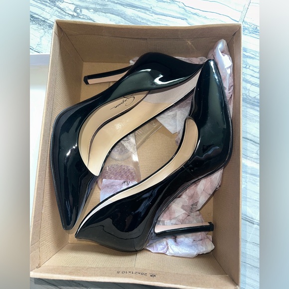 Jessica Simpson Black Heels - Picture 2 of 6